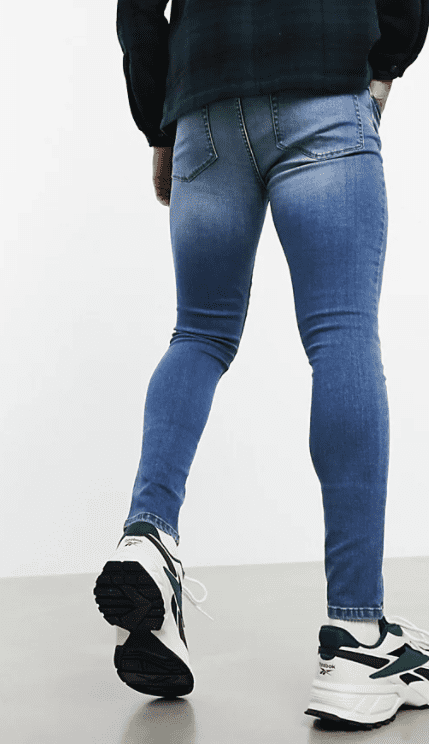 how do men wear skinny jeans